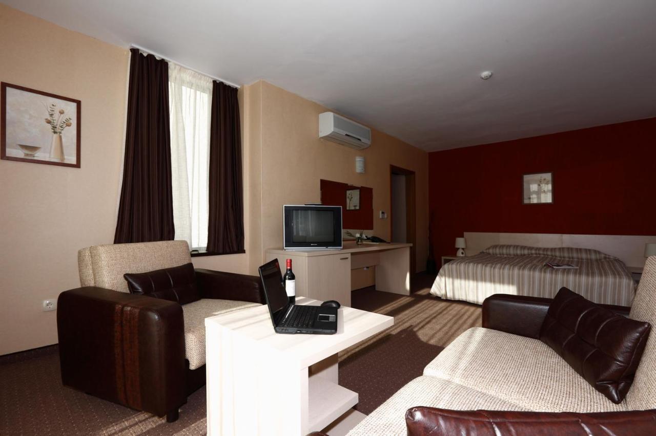 Evridika Hotel Девин Экстерьер фото