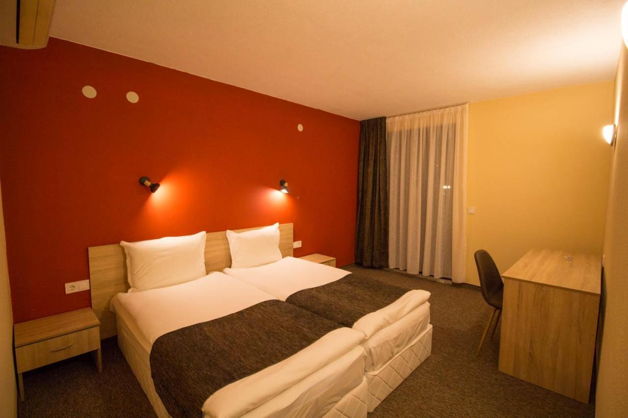 Evridika Hotel Девин Экстерьер фото